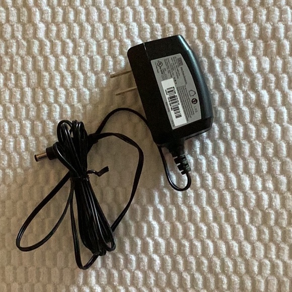 ARRIS SB6141 Surfboard Cable Modem - Picture 6 of 8